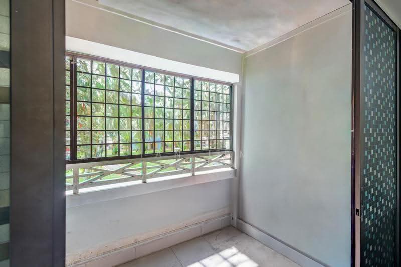291D Bukit Batok Street 24, 291D Bukit Batok Street 24, Dairy Farm / Bukit Panjang / Choa Chu Kang, 4 Bedrooms, 1,313 sqft, HDB Flat For Sale, by Ian Lim, 500251990 - Balcony - PropertyGuru.com.sg
