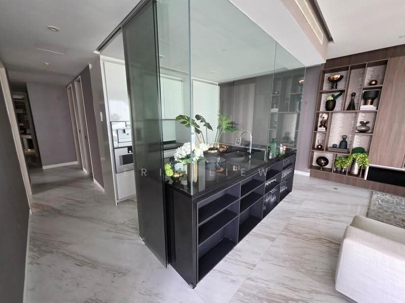 Wallich Residence, 3 Wallich Street, Chinatown / Tanjong Pagar, 4 Bedrooms, 1,755 sqft, Condominium For Sale, by Eric Liew, 500251996 - Kitchen - PropertyGuru.com.sg