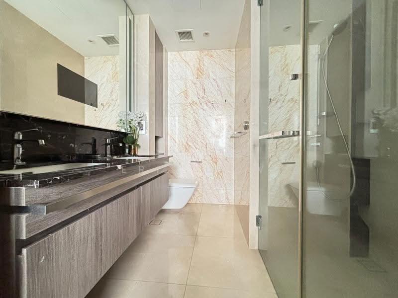 Wallich Residence, 3 Wallich Street, Chinatown / Tanjong Pagar, 4 Bedrooms, 1,991 sqft, Condominium For Sale, by Eric Liew, 500252006 - Bathroom - PropertyGuru.com.sg
