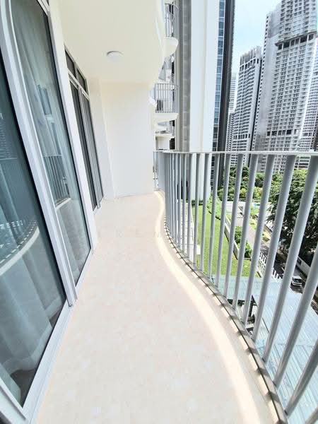 Queens Peak, 3 Dundee Road, Alexandra / Commonwealth, 3 Bedrooms, 947 sqft, Condominium For Rent, by Jeremy Li, 500252011 - Balcony - PropertyGuru.com.sg