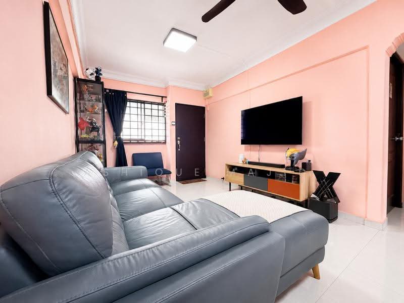 218 Ang Mo Kio Avenue 1, 218 Ang Mo Kio Avenue 1, Ang Mo Kio / Bishan / Thomson, 2 Bedrooms, 721 sqft, HDB Flat For Sale, by Ashique Majid, 500252013 - PropertyGuru.com.sg