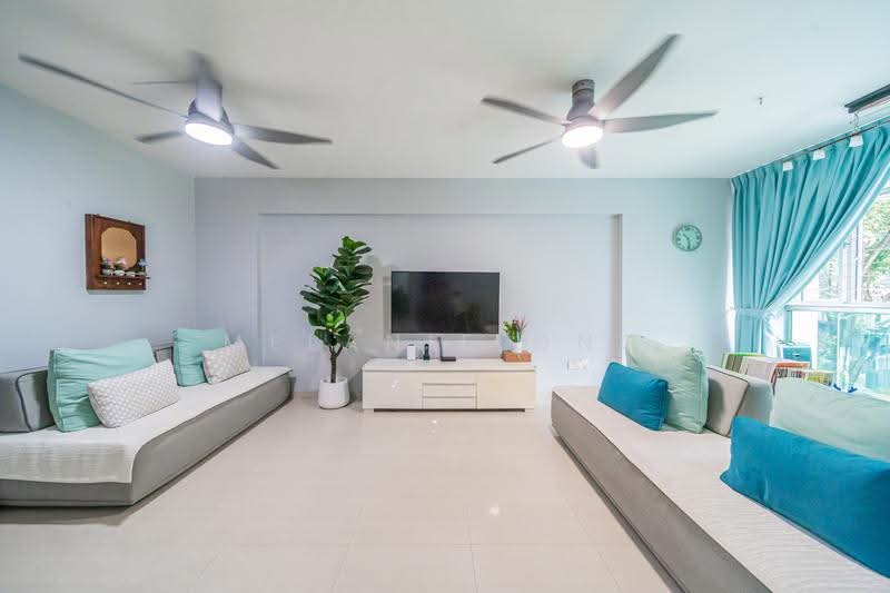 199D Punggol Field, 199D Punggol Field, Hougang / Punggol / Sengkang, 3 Bedrooms, 1,184 sqft, HDB Flat For Sale, by Melanie Ong, 500252017 - Living Room - PropertyGuru.com.sg
