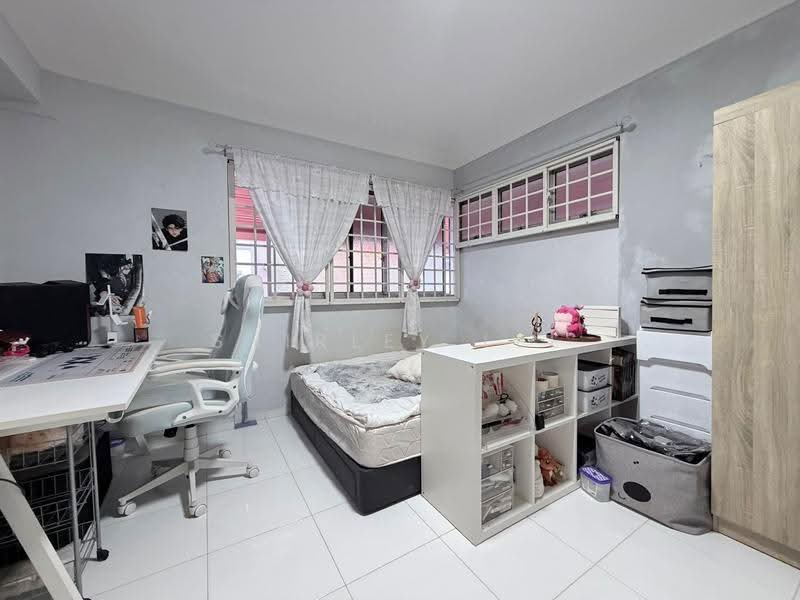 190 Pasir Ris Street 12, 190 Pasir Ris Street 12, Pasir Ris / Tampines, 3 Bedrooms, 1,324 sqft, HDB Flat For Sale, by Shirley Lee, 500252026 - Bedroom - PropertyGuru.com.sg
