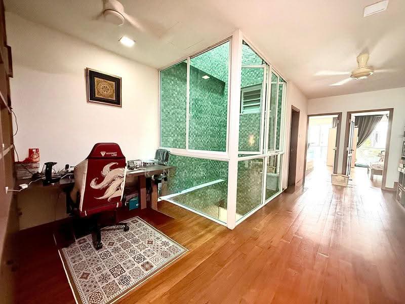 Elevated Freehold Inter Terrace 3 story house, Don’t Miss!, Jalan Leban / Jalan Lanjut / Jalan Menarong / Jalan Rukam, Ang Mo Kio / Bishan / Thomson, 5 Bedrooms, 4,530 sqft, Terraced House For Sale, by Bernard Wu, 500252027 - Study - PropertyGuru.com.sg