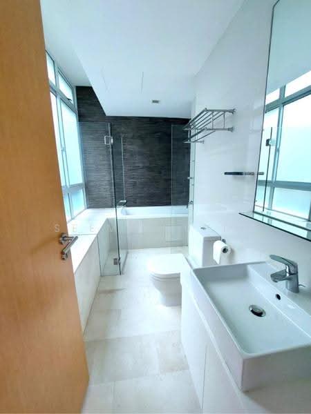 Luxe Ville, 336 Pasir Panjang Road, Buona Vista / West Coast / Clementi New Town, 4 Bedrooms, 1,991 sqft, Condominium For Rent, by Seema Gupta, 500252028 - PropertyGuru.com.sg