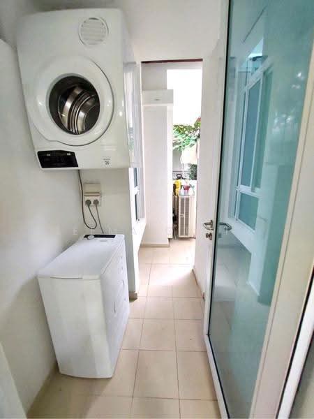 Luxe Ville, 336 Pasir Panjang Road, Buona Vista / West Coast / Clementi New Town, 4 Bedrooms, 1,991 sqft, Condominium For Rent, by Seema Gupta, 500252028 - PropertyGuru.com.sg