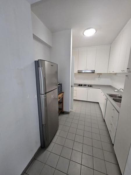 Fernwood Towers, 22 Fernwood Terrace, East Coast / Marine Parade, Room Rental, 80 sqft, Condominium For Rent, by Jacky Quek, 500252045 - Kitchen - PropertyGuru.com.sg