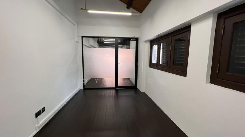 Shophouse Office at Pagoda Street Chinatown MRT Immediate, Pagoda Street | Chinatown | South Bridge Road | Tanjong Pagar | New Bridge Road, Boat Quay / Raffles Place / Marina, 914 sqft, Office For Rent, by Joyce Foo, 500252050 - Interior - CommercialGuru.com.sg