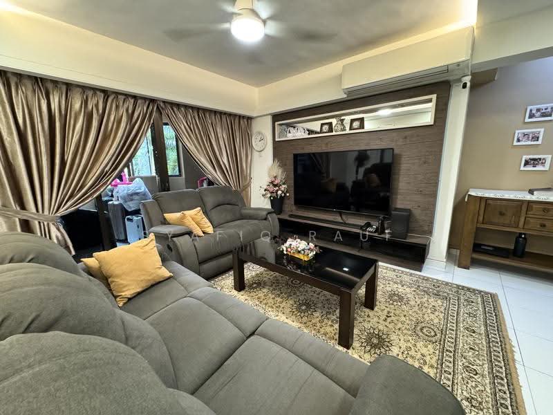 682 Choa Chu Kang Crescent, 682 Choa Chu Kang Crescent, Dairy Farm / Bukit Panjang / Choa Chu Kang, 4 Bedrooms, 1,539 sqft, HDB Flat For Sale, by Syafiq Rauf, 500252066 - Living Room - PropertyGuru.com.sg