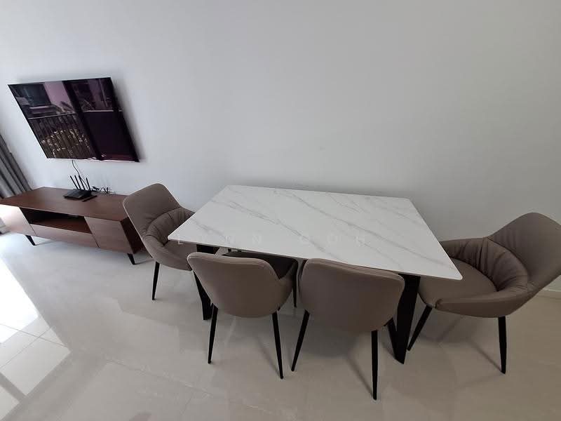 Treasure at Tampines, 27 Tampines Lane, Pasir Ris / Tampines, Studio, 463 sqft, Condominium For Rent, by Lynn Goh, 500252072 - Dining Room - PropertyGuru.com.sg