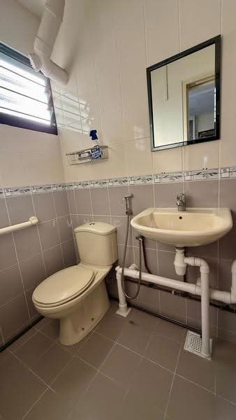 602 Ang Mo Kio Avenue 5, 602 Ang Mo Kio Avenue 5, Ang Mo Kio / Bishan / Thomson, 2 Bedrooms, 721 sqft, HDB Flat For Sale, by Ivy Chan, 500252077 - PropertyGuru.com.sg