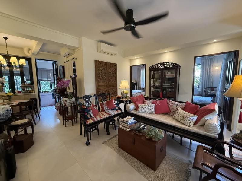 48 Moh Guan Terrace, 48 Moh Guan Terrace, Alexandra / Commonwealth, 2 Bedrooms, 829 sqft, HDB Flat For Sale, by William Tan, 500252088 - Living Room - PropertyGuru.com.sg