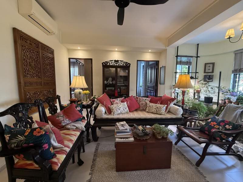 48 Moh Guan Terrace, 48 Moh Guan Terrace, Alexandra / Commonwealth, 2 Bedrooms, 829 sqft, HDB Flat For Sale, by William Tan, 500252088 - Living Room - PropertyGuru.com.sg