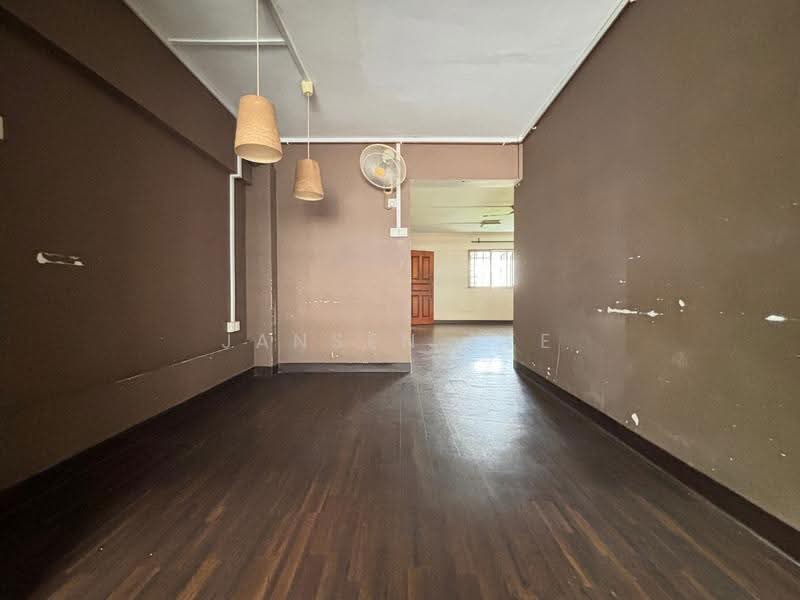 9 Gloucester Road, 9 Gloucester Road, Farrer Park / Serangoon Rd, 3 Bedrooms, 980 sqft, HDB Flat For Sale, by Jansen Kee, 500252096 - Interior - PropertyGuru.com.sg