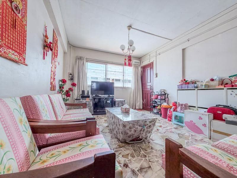 116 Yishun Ring Road, 116 Yishun Ring Road, Sembawang / Yishun, 3 Bedrooms, 1,119 sqft, HDB Flat For Sale, by Ivy Lim, 500252107 - Living Room - PropertyGuru.com.sg