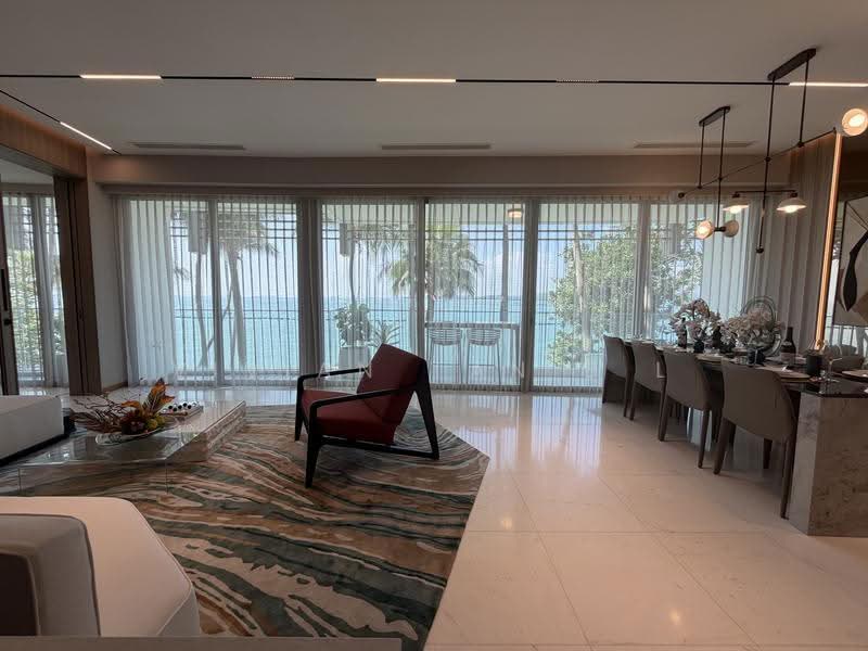 The Oceanfront @ Sentosa Cove, Harbourfront / Telok Blangah, 4 Bedrooms, 2,013 sqft, Condominium For Sale, by Vivian Tan B L, 500252109 - Living Room - PropertyGuru.com.sg