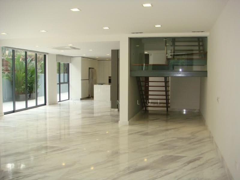 3 Storey Semi Detached @ Sixth Avenue with Swimming Pool, Tanglin / Holland / Bukit Timah, 6 Bedrooms, 5,800 sqft, Semi-Detached House For Sale, by Simon Lui, 500252116 - Living Room - PropertyGuru.com.sg