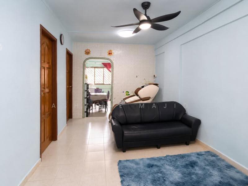 463 Crawford Lane, 463 Crawford Lane, Beach Road / Bugis / Rochor, 2 Bedrooms, 60 sqft, HDB Flat For Sale, by Ashique Majid, 500252127 - Living room - PropertyGuru.com.sg