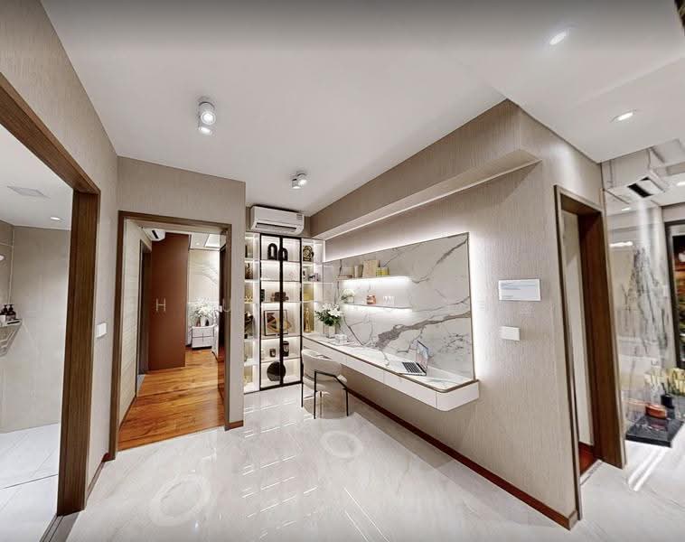 1min to mrt 1 mrt stop to nex or junction 8, Hougang / Punggol / Sengkang, 2 Bedrooms, 743 sqft, Condominium For Sale, by Shaun Ong 王韦盛, 500252136 - Study - PropertyGuru.com.sg