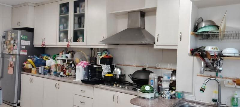 225A Jurong East Street 21, 225A Jurong East Street 21, Boon Lay / Jurong / Tuas, 2 Bedrooms, 925 sqft, HDB Flat For Sale, by Karine Soon, 500252138 - Kitchen - PropertyGuru.com.sg