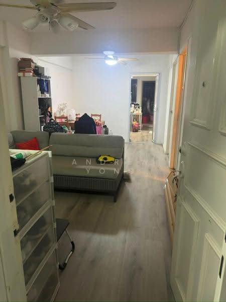 209 Boon Lay Place, 209 Boon Lay Place, Boon Lay / Jurong / Tuas, 2 Bedrooms, 700 sqft, HDB Flat For Rent, by Andrew Yong, 500252139 - Living Room - PropertyGuru.com.sg