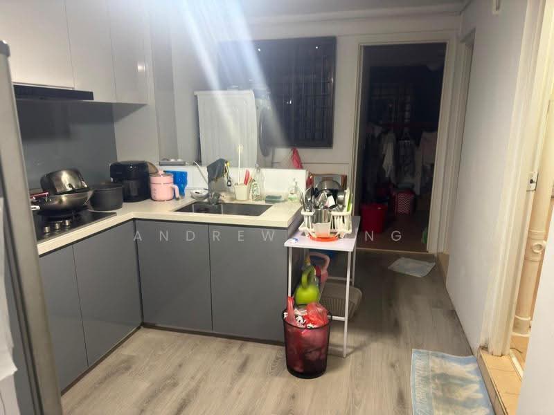 209 Boon Lay Place, 209 Boon Lay Place, Boon Lay / Jurong / Tuas, 2 Bedrooms, 700 sqft, HDB Flat For Rent, by Andrew Yong, 500252139 - Kitchen - PropertyGuru.com.sg