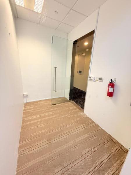 Paya Lebar Square, 60 Paya Lebar Singapore, Eunos / Geylang / Paya Lebar, 538 sqft, Office For Sale, by Eugene Lee, 500252153 - Interior - CommercialGuru.com.sg