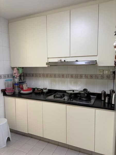 Tanjong Ria Condominium, 121 Tanjong Rhu Road, East Coast / Marine Parade, 3 Bedrooms, 1,399 sqft, Condominium For Rent, by Jennifer Chang, 500252157 - Kitchen - PropertyGuru.com.sg