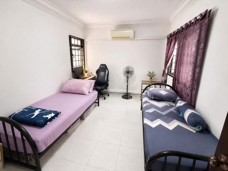 323A Sengkang East Way, 323A Sengkang East Way, Hougang / Punggol / Sengkang, 3 Bedrooms, 1,184 sqft, HDB Flat For Sale, by Wendi Soh, 500252160 - Bedroom - PropertyGuru.com.sg