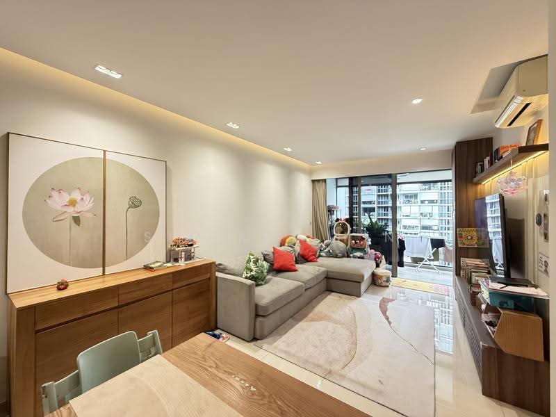 Sol Acres, 8 Choa Chu Kang Grove, Dairy Farm / Bukit Panjang / Choa Chu Kang, 3 Bedrooms, 1,044 sqft, Condominium For Sale, by Sim Kok Hin, 500252171 - Living Room - PropertyGuru.com.sg