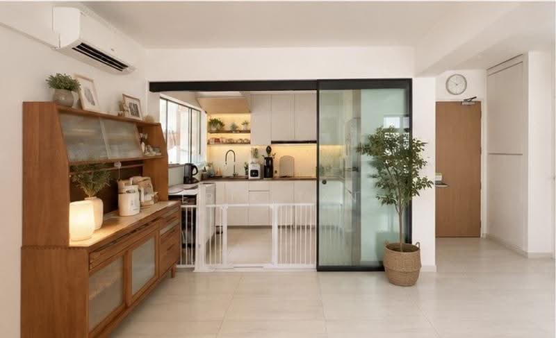 456A Sengkang West Road, 456A Sengkang West Road, Hougang / Punggol / Sengkang, 3 Bedrooms, 1,001 sqft, HDB Flat For Sale, by Erik Tan, 500252174 - Kitchen - PropertyGuru.com.sg