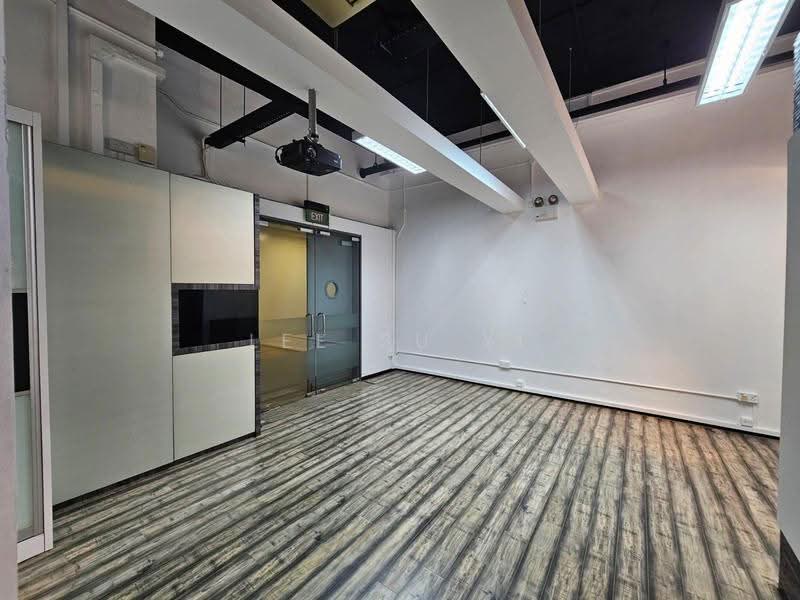 Ubi Techpark, 10 Ubi Crescent, Eunos / Geylang / Paya Lebar, 872 sqft, Light Industrial (B1) For Rent, by Lee Su Yi, 500252178 - Interior - CommercialGuru.com.sg