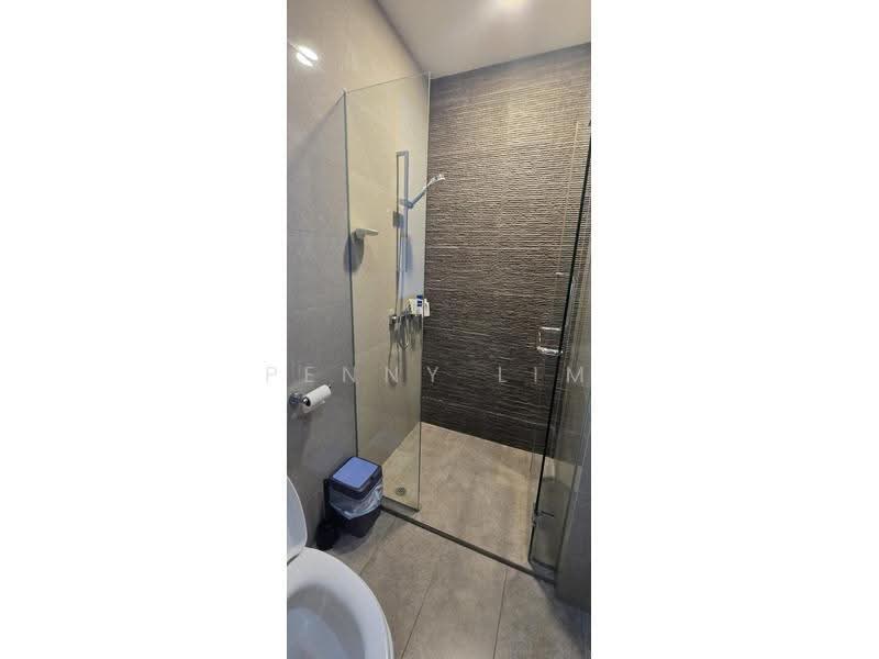 Seastrand, 9 Pasir Ris Link, Pasir Ris / Tampines, 2 Bedrooms, 900 sqft, Condominium For Rent, by Penny Lim, 500252180 - Bathroom - PropertyGuru.com.sg