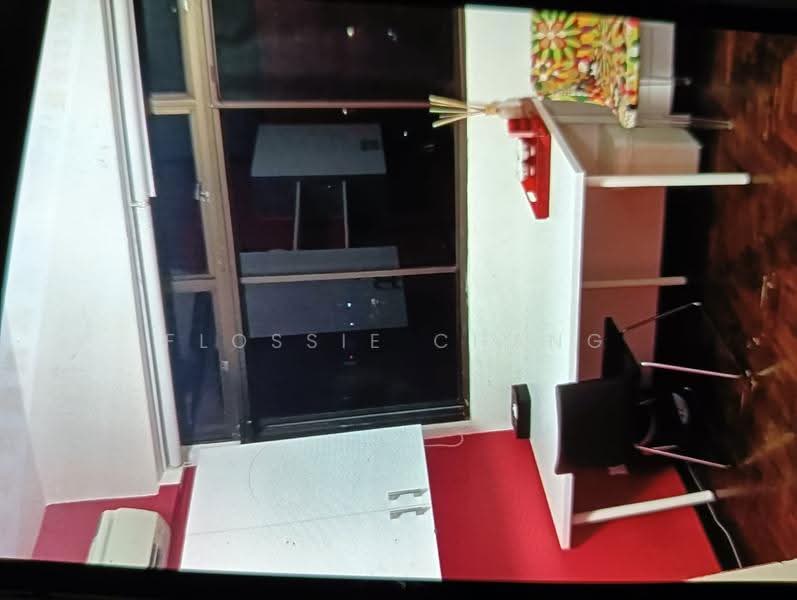 Lakepoint Condo, 2 Lakepoint Drive, Boon Lay / Jurong / Tuas, Room Rental, 150 sqft, Condominium For Rent, by Flossie Chang, 500252182 - Interior - PropertyGuru.com.sg