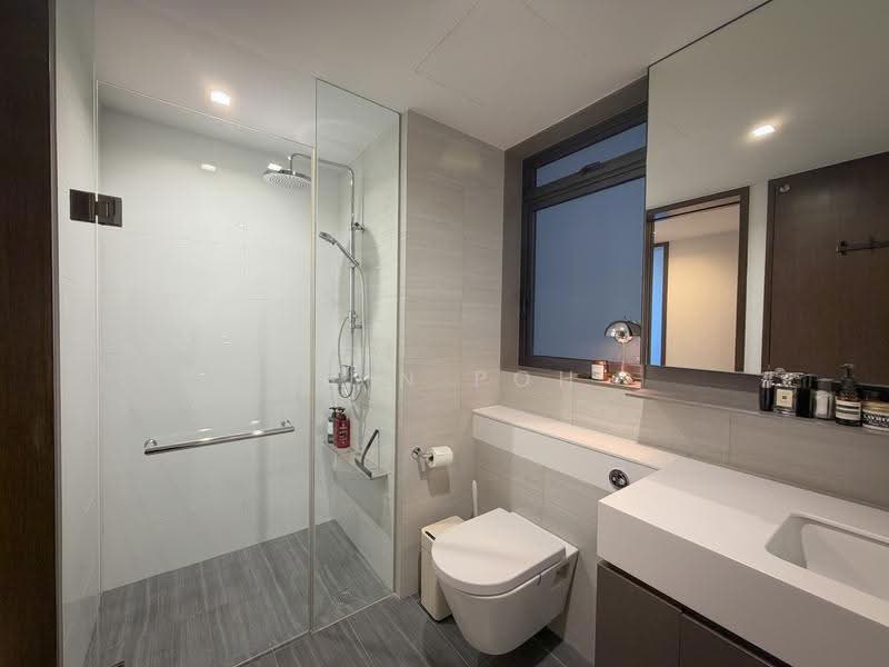 Botanique at Bartley, 237 Upper Paya Lebar Road, Hougang / Punggol / Sengkang, 2 Bedrooms, 657 sqft, Condominium For Sale, by Erin Poh, 500252187 - Bathroom - PropertyGuru.com.sg