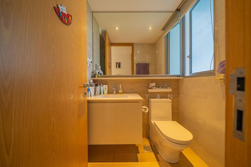 Bartley Residences, 6 Lorong How Sun, Hougang / Punggol / Sengkang, 3 Bedrooms, 1,023 sqft, Condominium For Sale, by Jerlyn Yan, 500252194 - Bathroom - PropertyGuru.com.sg