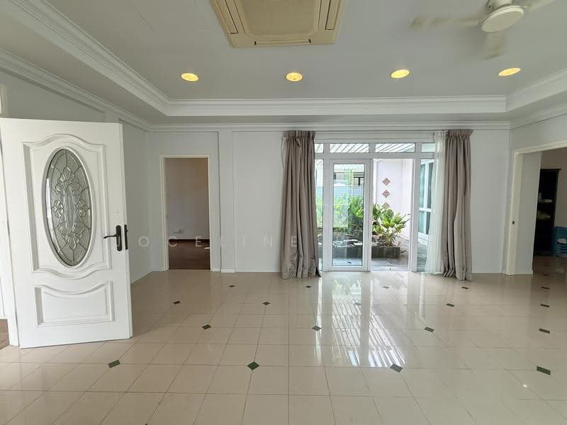 Serangoon Garden Estate, 13 Cooling Close, Hougang / Punggol / Sengkang, 5 Bedrooms, 3,197 sqft, Semi-Detached House For Rent, by Joceline Wong, 500252217 - PropertyGuru.com.sg