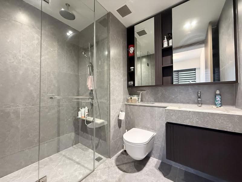 KI Residences At Brookvale, 20 Brookvale Drive, Clementi Park / Upper Bukit Timah, 2 Bedrooms, 753 sqft, Condominium For Sale, by Roy Koh, 500252224 - Bathroom - PropertyGuru.com.sg