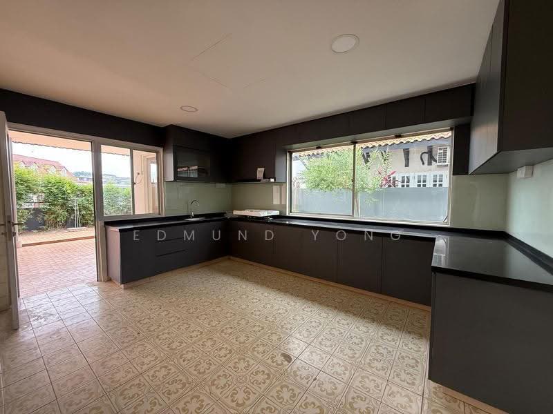 DISTRICT 26 | SPRINGLEAF GARDEN ESTATE | FREEHOLD 2 Storey Semi Detached For Rent, Springleaf Garden Estate, Mandai / Upper Thomson, 4 Bedrooms, 3,500 sqft, Semi-Detached House For Rent, by Edmund Yong, 500252227 - Kitchen - PropertyGuru.com.sg