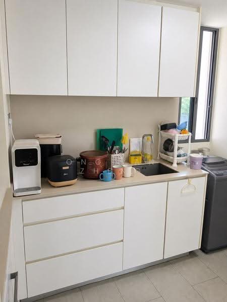 Riversails, 24 Upper Serangoon Crescent, Hougang / Punggol / Sengkang, 2 Bedrooms, 915 sqft, Condominium For Sale, by Ong Yan Zheng, 500252230 - Kitchen - PropertyGuru.com.sg