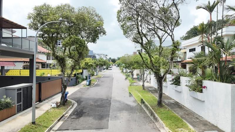 Rare (Sub-Divisible) Huge Bungalow 3 Mins Stroll to Springleaf MRT, Mandai / Upper Thomson, 4 Bedrooms, 2,863 sqft, Bungalow House For Sale, by WILLI CHING, 500252237 - Exterior - PropertyGuru.com.sg