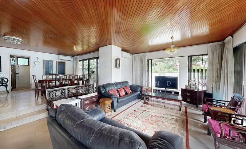 Rare (Sub-Divisible) Huge Bungalow 3 Mins Stroll to Springleaf MRT, Mandai / Upper Thomson, 4 Bedrooms, 2,863 sqft, Bungalow House For Sale, by WILLI CHING, 500252237 - Living Room - PropertyGuru.com.sg