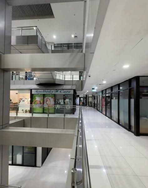 Orchard Plaza, 150 Orchard Road, Orchard / River Valley, 258 sqft, Other Retail For Sale, by Andrew Wong, 500252239 - Corridor - CommercialGuru.com.sg