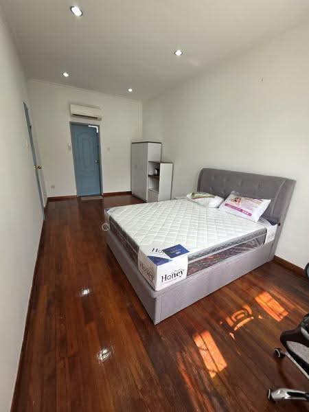 Jalan Tua Kong, JLN TUA KONG, Bedok / Upper East Coast, Room Rental, 200 sqft, Semi-Detached House For Rent, by Cruz V, 500252241 - Bedroom - PropertyGuru.com.sg