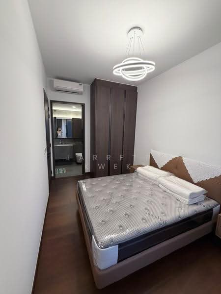 Midtown Modern, 18 Tan Quee Lan Street, Beach Road / Bugis / Rochor, 4 Bedrooms, 1,808 sqft, Condominium For Rent, by Jarrett Kwek, 500252248 - Bedroom - PropertyGuru.com.sg