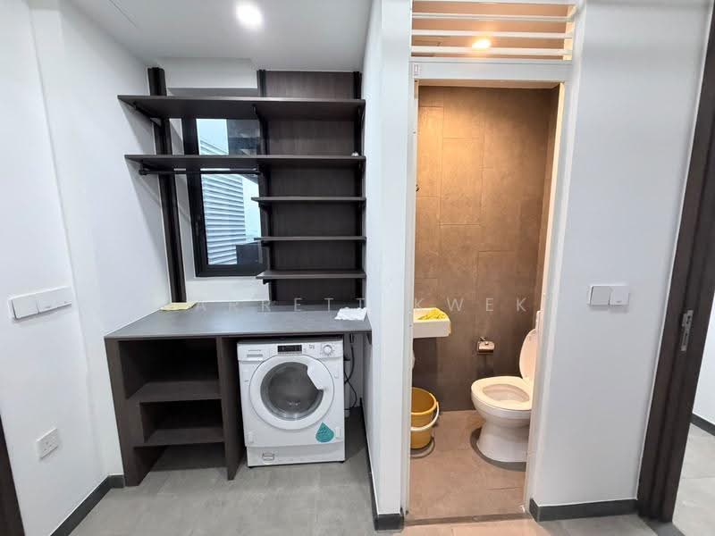 Midtown Modern, 18 Tan Quee Lan Street, Beach Road / Bugis / Rochor, 4 Bedrooms, 1,808 sqft, Condominium For Rent, by Jarrett Kwek, 500252248 - Bathroom - PropertyGuru.com.sg