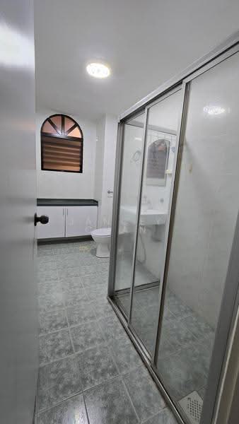 Grande Vista, 20 Cactus Drive, Seletar / Yio Chu Kang, 4 Bedrooms, 2,701 sqft, Condominium For Sale, by JANCEY CHAN, 500252252 - Bathroom - PropertyGuru.com.sg