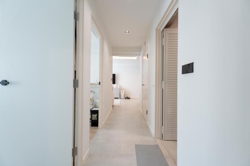 279B Sengkang East Avenue, 279B Sengkang East Avenue, Hougang / Punggol / Sengkang, 3 Bedrooms, 990 sqft, HDB Flat For Sale, by Joel Li, 500252258 - Corridor - PropertyGuru.com.sg