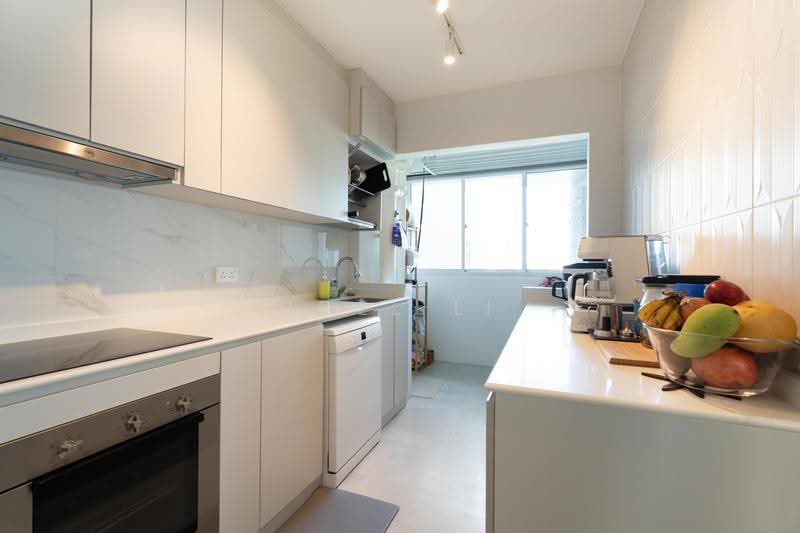 279B Sengkang East Avenue, 279B Sengkang East Avenue, Hougang / Punggol / Sengkang, 3 Bedrooms, 990 sqft, HDB Flat For Sale, by Joel Li, 500252258 - Kitchen - PropertyGuru.com.sg