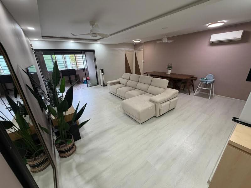 123 Rivervale Drive, 123 Rivervale Drive, Hougang / Punggol / Sengkang, 3 Bedrooms, 1,228 sqft, HDB Flat For Sale, by Wynn Yse, 500252259 - Living Room - PropertyGuru.com.sg